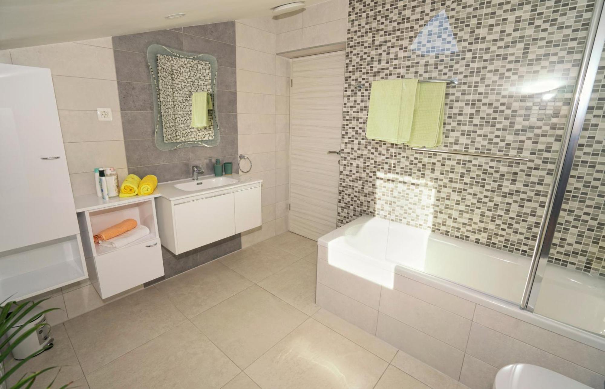Riviera Blue Apartments With Seaview, Private Whirlpools And Parking Near Opatija Opric Exterior photo